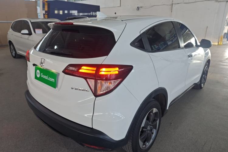 Used Honda Vezel 2017 1.8L CVT Front-Wheel Drive Pioneer Edition