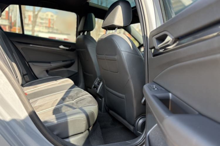 Used Volkswagen Golf 2021 280TSI DSG R-Line
