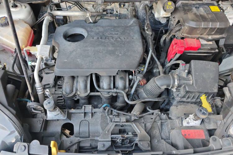 Used Ford EcoSport 2013 1.5L Automatic Fashion Model
