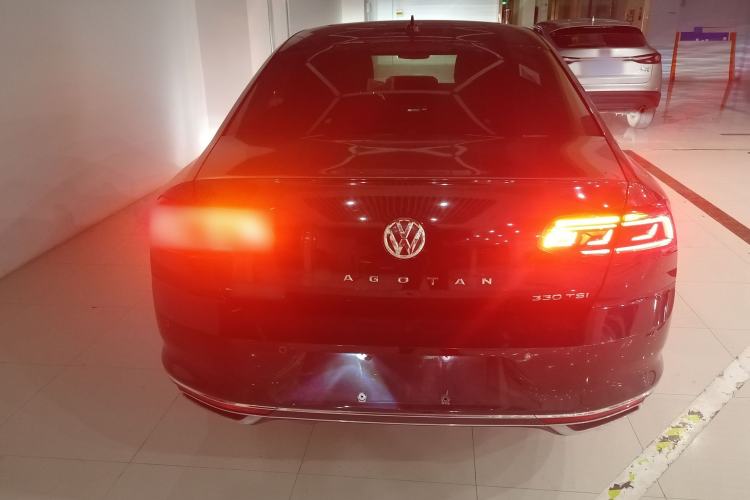 Used Volkswagen Magotan 2020 330TSI DSG Leading Model
