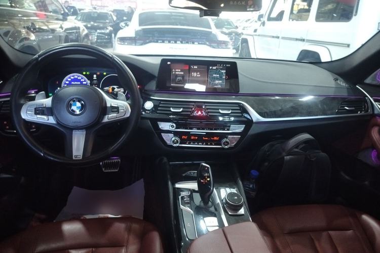 Used BMW 5 Series 2018 Facelifted 530Li xDrive M Sport Package