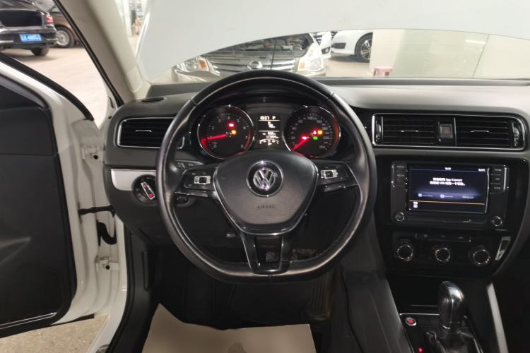 Used Volkswagen Sagitar 2018 1.6L Automatic Comfort Model
