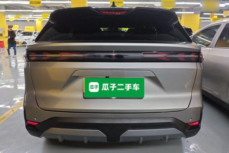 Used  L7 2023 1.5T 115 km Starship