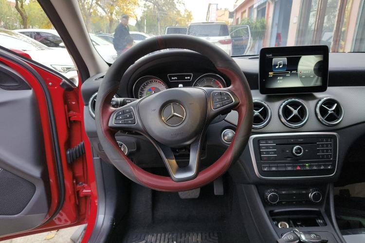 Used Mercedes-Benz GLA 2016 GLA 220 4MATIC Fashion Edition