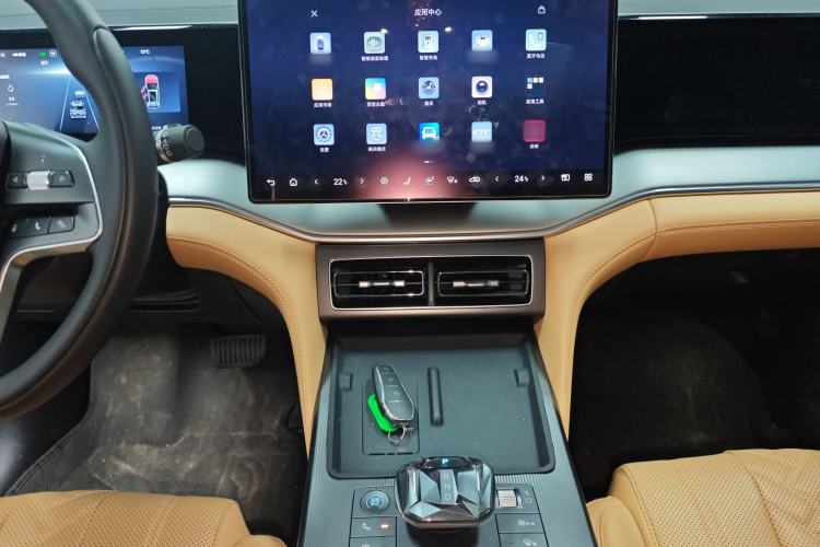 Used BYD Song L DM-i 2024 160km Beyond Edition
