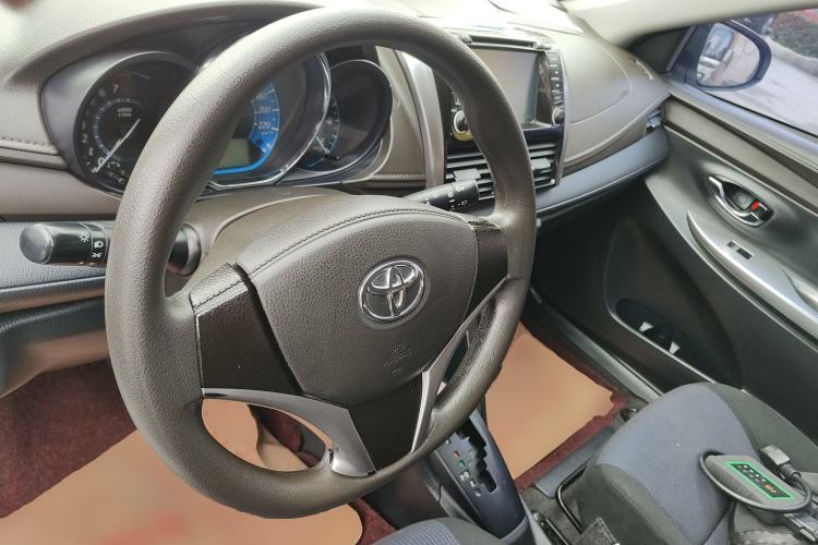 Used Toyota YARiS L 2015 1.5E Automatic Charm Edition