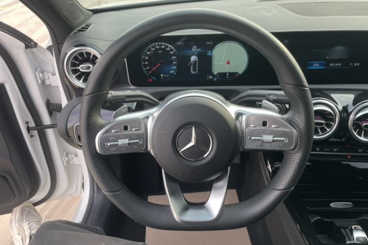 Used Mercedes-Benz A-Class 2020 Restyled A 200 L Sport Sedan Fashion Version
