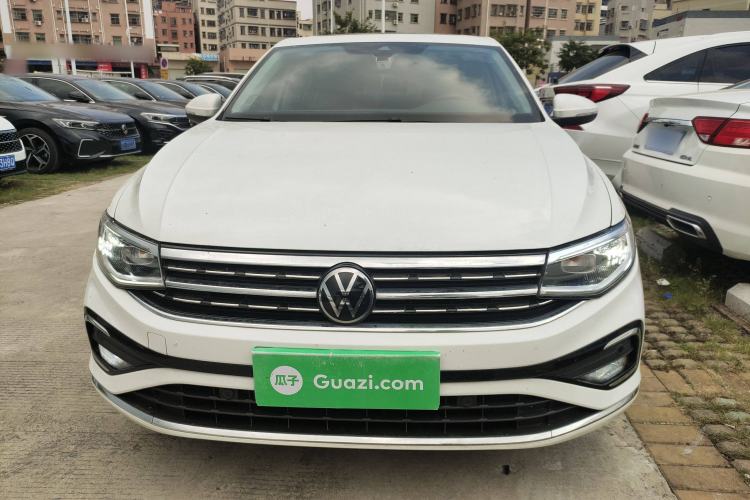 Used Volkswagen Bora 2023 300TSI DSG Prestige Edition
