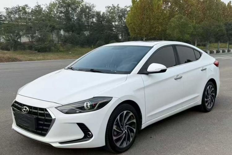 Used Hyundai Elantra 2019 1.4T Dual-Clutch Xuan Dong · Dynamic Model