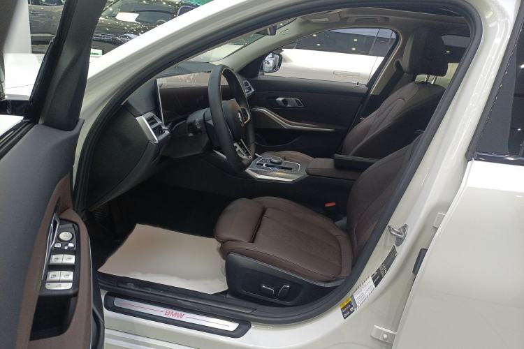 Used BMW i3 2025 eDrive 40 L Midnight Edition