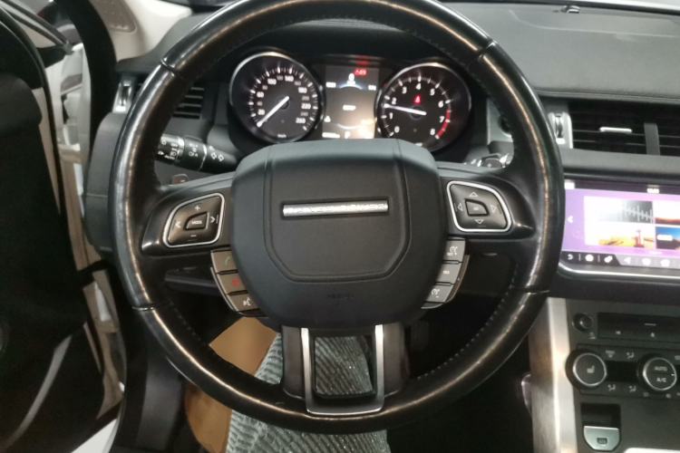 Used Land Rover Range Rover Evoque 2018 240 PS SE Smart Brilliance Edition