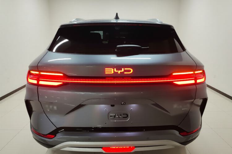 Used BYD Song PLUS New Energy 2025 EV Intelligent Driving Version 520km Premium Model