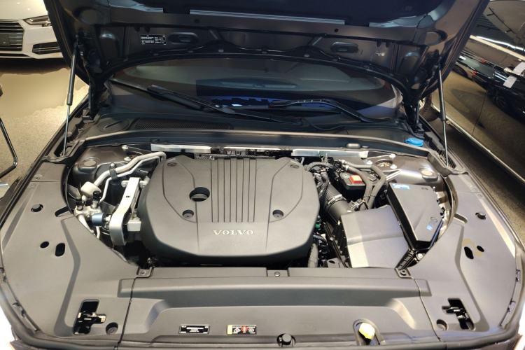 Used Volvo S90 2023 B5 Zhiyuan Luxury Edition