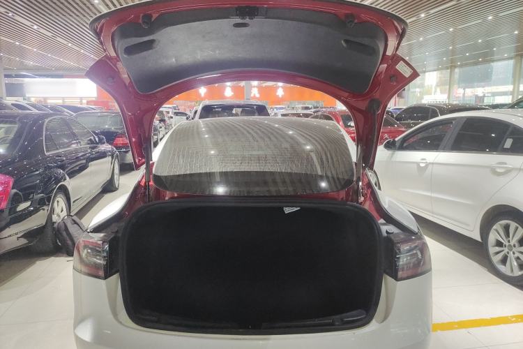 Used Tesla Model 3 2019 Long-Range All-Wheel-Drive Version
