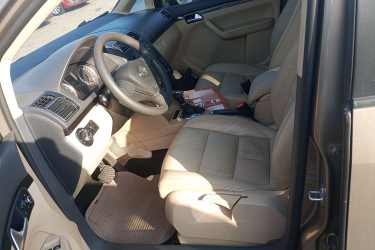 Used Volkswagen Touran 2015 1.4T DSG Comfort Edition 5 Seats