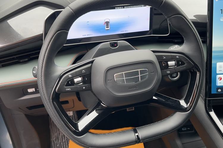 Used Geely Auto Emgrand X7 Sport 2024 1.5TD Prestige Edition
