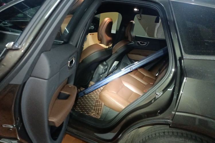 Used Volvo XC60 2021 T5 4x4 Smart Luxury Edition