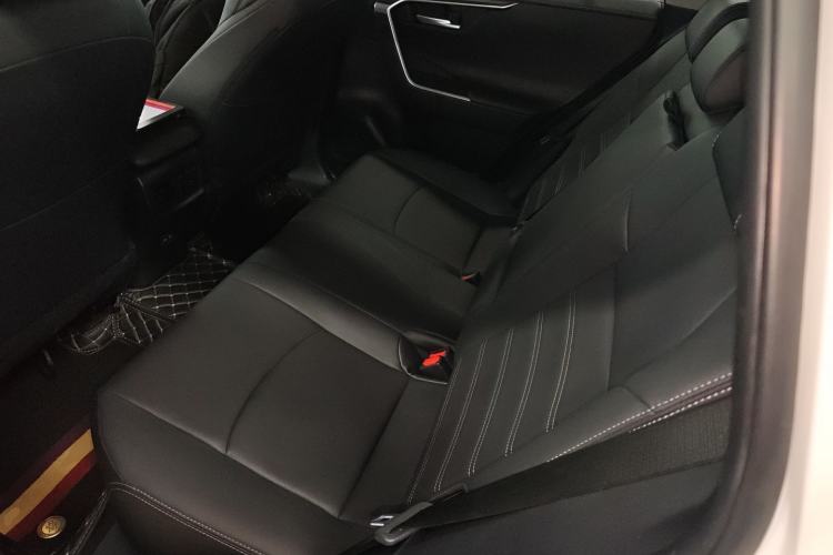 Used Toyota Wildlander 2022 2.0L CVT 4x4 Luxury PLUS Edition