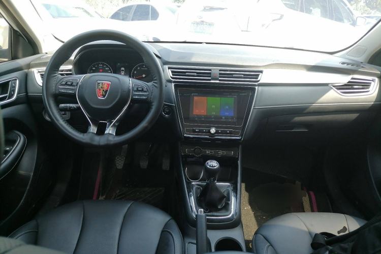 Used Roewe i5 2019 1.5L Manual 4G Connect Leehao Flagship Edition
