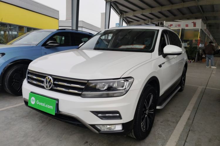 Used Volkswagen Tiguan L 2020 330TSI Automatic Two-Wheel Drive Panoramic Comfort Edition China VI Standard