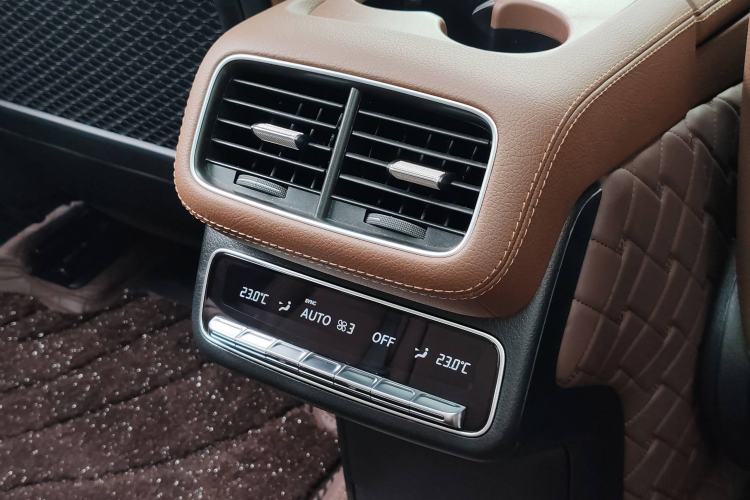 Used Mercedes-Benz GLE 2025 GLE 350 4MATIC Stylish Model
