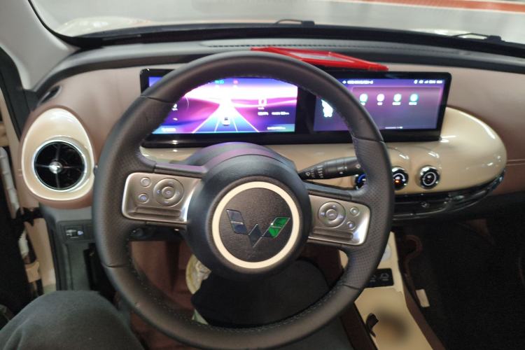 Used Wuling Bingo 2023 333 km Lingxi Connected+ Version
