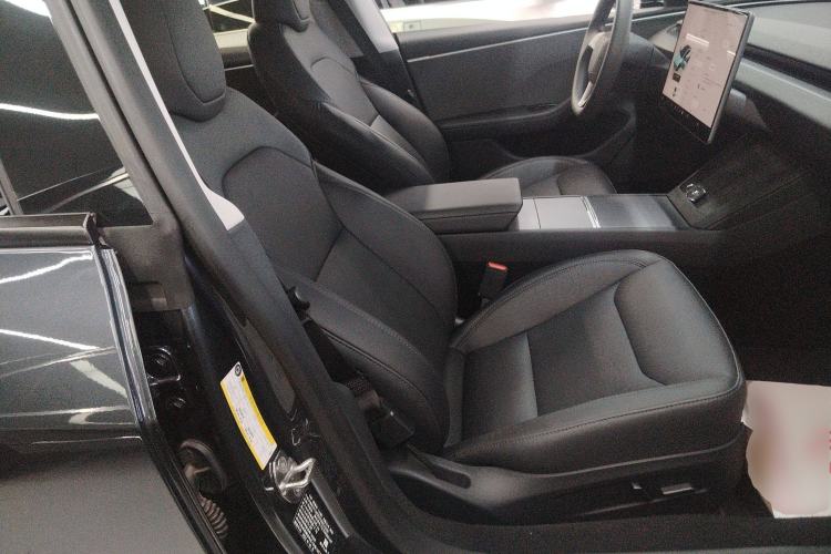 Used Tesla Model 3 2023 Rear-Wheel-Drive Version
