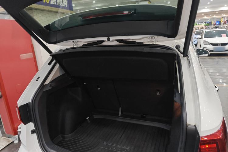 Used Volkswagen Tharu 2020 280TSI Two-Wheel Drive Luxury Plus Version China VI Standard