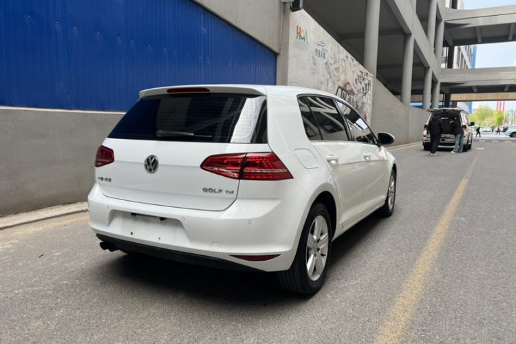 Used Volkswagen Golf 2015 1.4TSI Automatic Comfort Model
