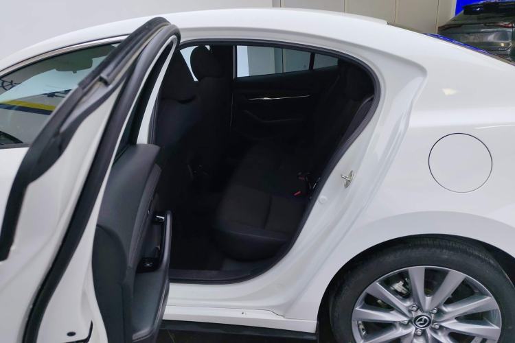 Used Mazda Mazda 3 Axela 2023 2.0L Automatic ZhiXuan Edition
