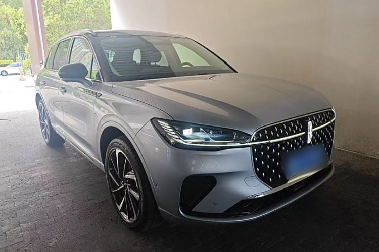 Used Lincoln Corsair 2023 2.0T All-Wheel-Drive Prestige Version
