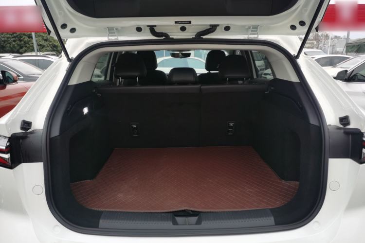 Used Roewe D5X DMH 2024 135 Luxury Edition
