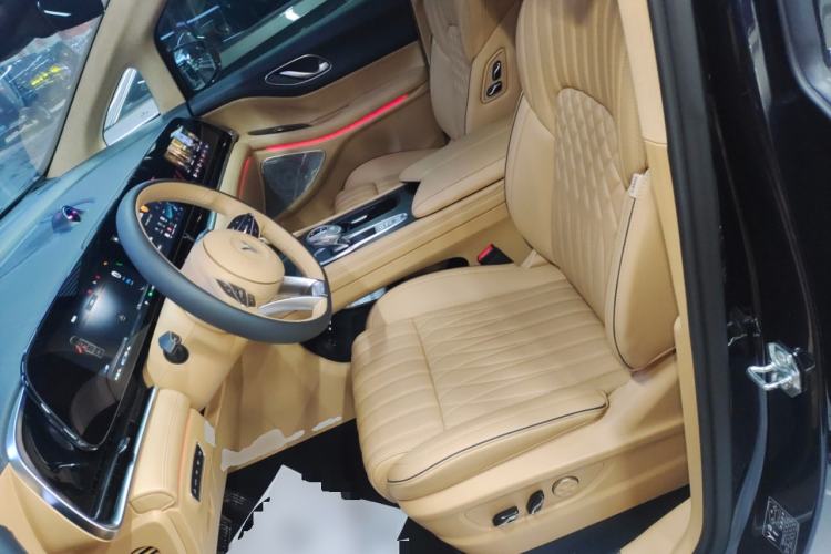 Used VOYAH Dream 2024 PHEV Ultra-Long Range Flagship Edition