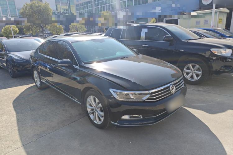 Used Volkswagen Magotan 2018 Facelift 330TSI DSG Luxury Model
