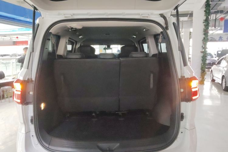 Used SAIC MAXUS G20 2023 Facelifted ES 2.0T Gasoline Automatic Value Edition