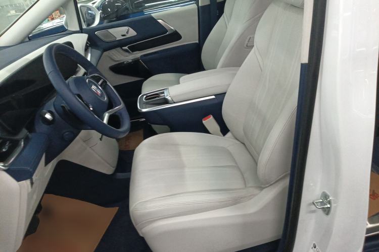 Used Buick Century 2025 2.0T Seven-Seater Yinshi Edition
