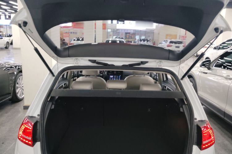 Used Volkswagen Golf 2016 230TSI Automatic Luxury Version