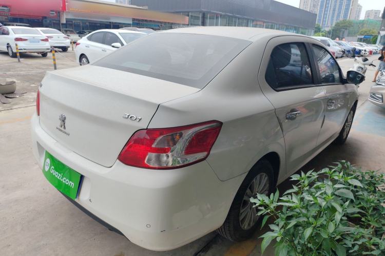 Used Peugeot 301 2014 1.6L Manual Luxury Edition
