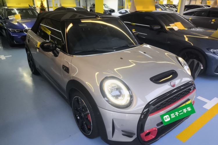 Used MINI MINI 2023 Second Facelift 2.0T COOPER S CABRIO Artist
