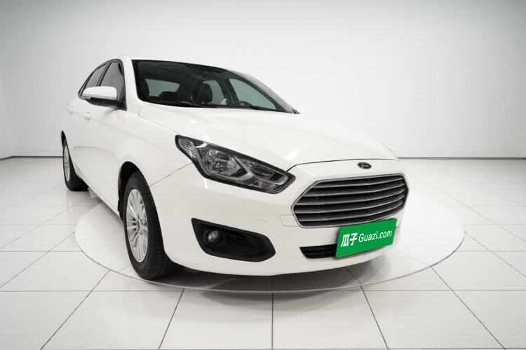 Used Ford Escort 2015 1.5L Manual Comfort Model
