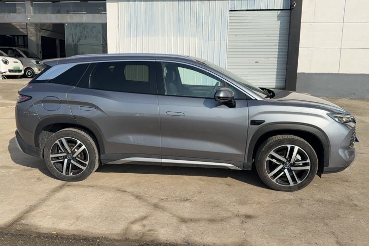 Used BYD Song L DM-i 2025 Intelligent Driving Version 112 km Beyond-Range Type