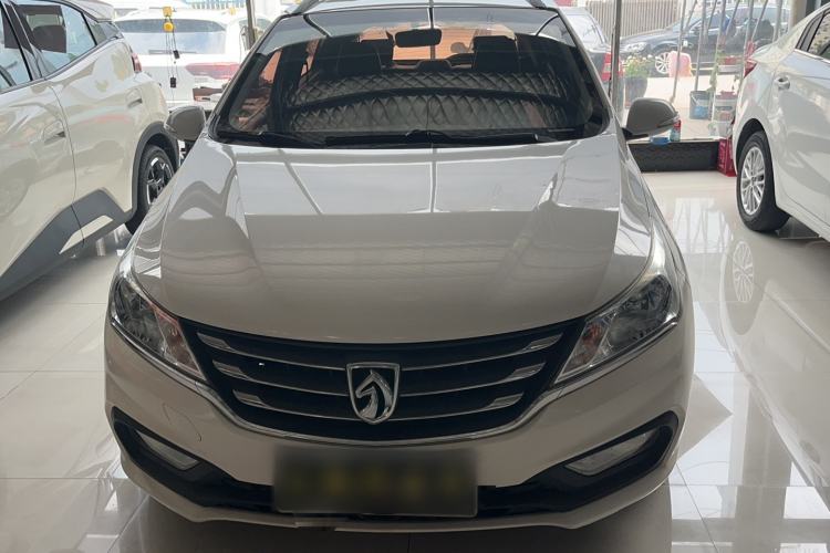Used Baojun 310 2016 1.2L Manual Luxury Model
