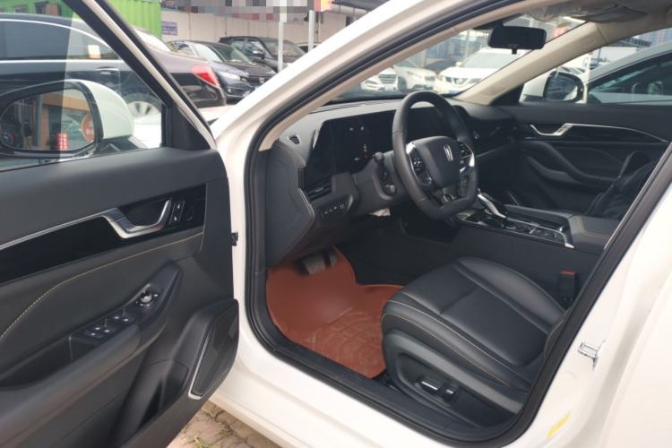 Used Bestune B70 2022 Third Generation 1.5T Automatic Enjoyment Version
