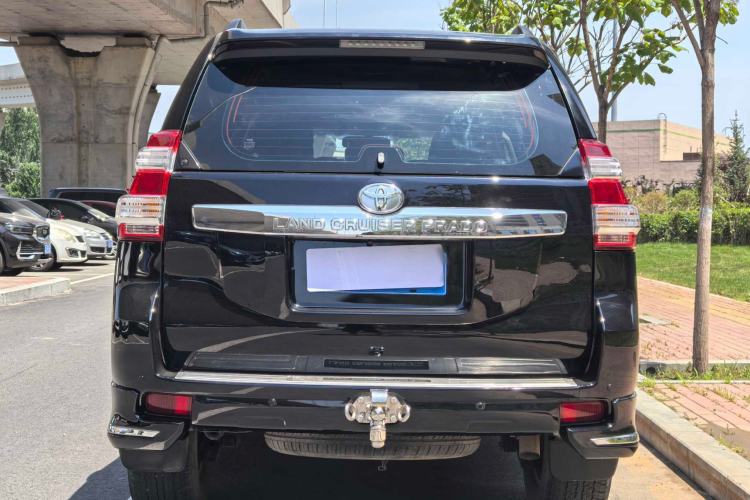 Used Toyota Prado 2016 2700 TX Base Edition
