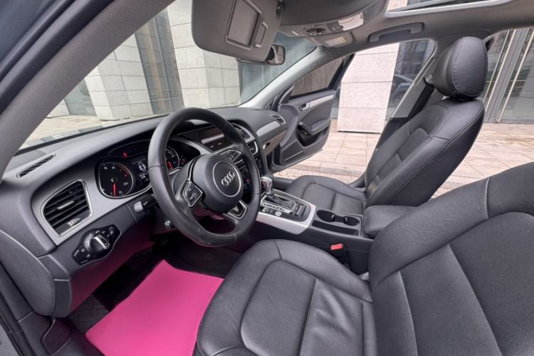 Used Audi A4L 2013 35 TFSI Automatic Standard Model
