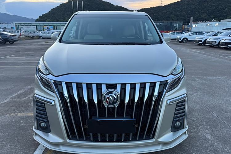 Used Buick GL8 2022 ES Landtrek 653T Comfort Edition
