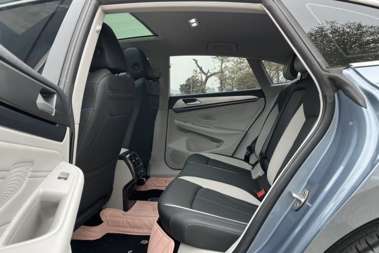 Used Volkswagen Lamando 2022 Lavida L 280TSI DSG Cool & Spicy Edition
