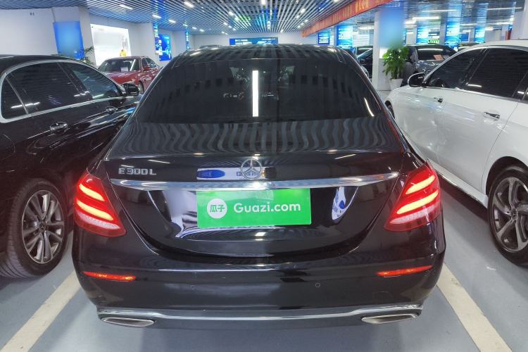 Used Mercedes-Benz E-Class 2019 E 260 L
