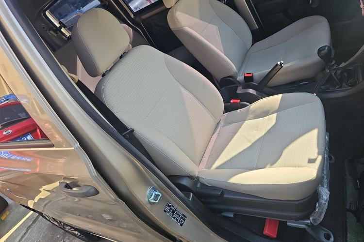 Used Wuling Hongguang V 2022 1.5L Jingqu Edition Electric-Assist LAR
