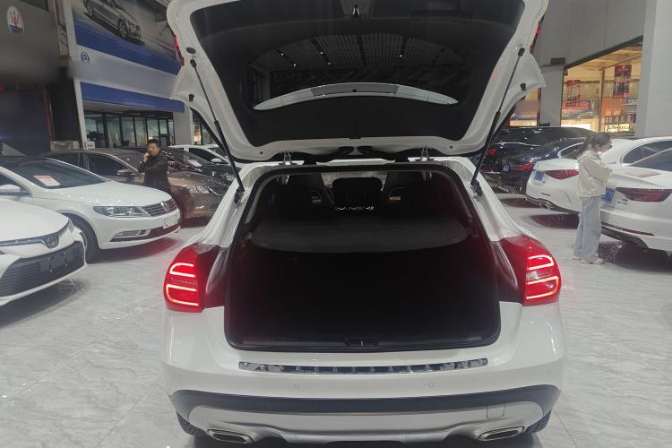 Used Mercedes-Benz GLA 2016 GLA 200 Fashion Model
